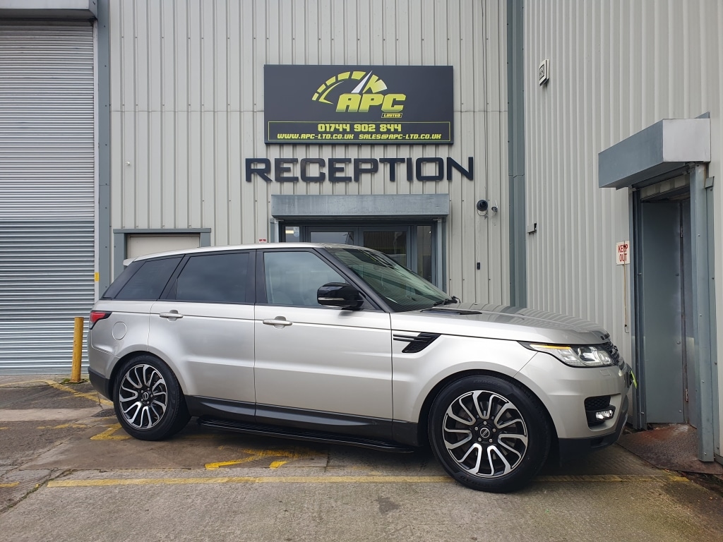Used Land Rover Range Rover Sport 2017 for sale - 77504046: Photo 2
