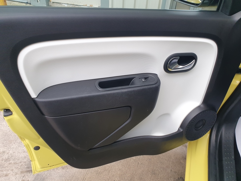 Used Renault Twingo 2015 for sale - 77433890: Photo 32