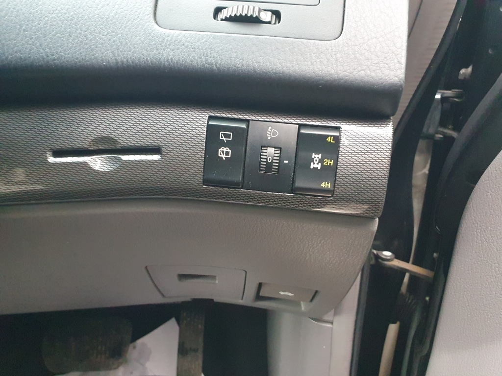 Used Ssangyong Turismo 2014 for sale - 77370932: Photo 21