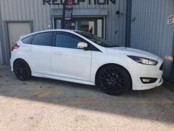 2015 (15) - 1.0 EcoBoost 125 Zetec S 5dr