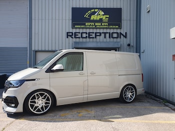 Used Volkswagen Transporter 2020 for sale - 79234699: Photo