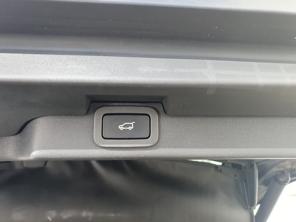 Used Land Rover Discovery 2017 for sale - 76446079: Photo 39