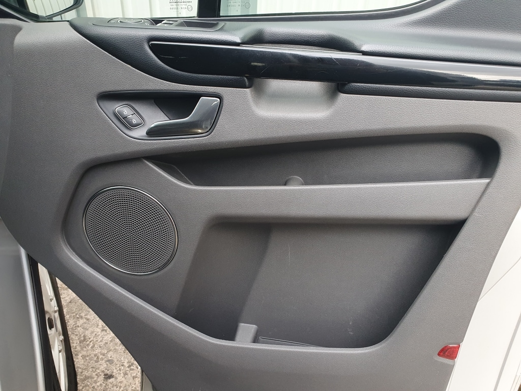 Used Ford Tourneo Custom 2018 for sale - 77353007: Photo 48