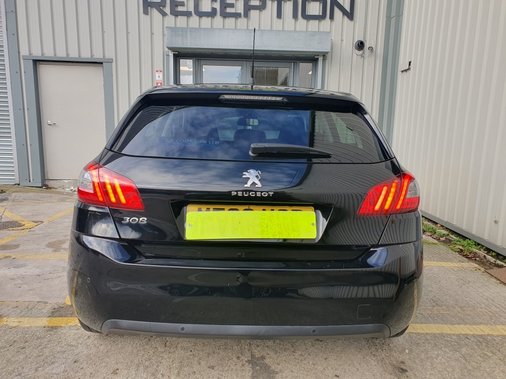 Used Peugeot 308 2018 for sale - 76832933: Photo 13