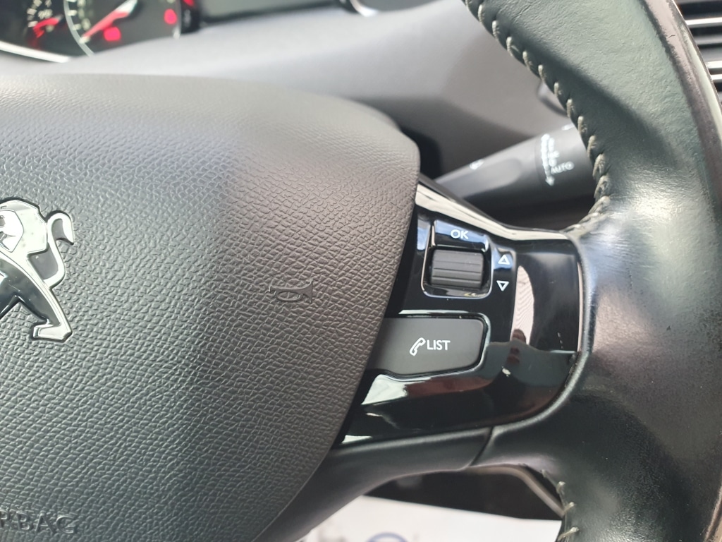 Used Peugeot 308 2018 for sale - 76832933: Photo 21