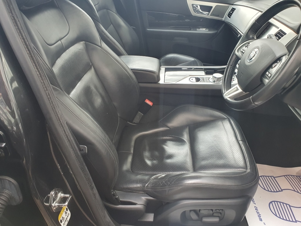 Used Jaguar XF 2013 for sale - 77395371: Photo 26