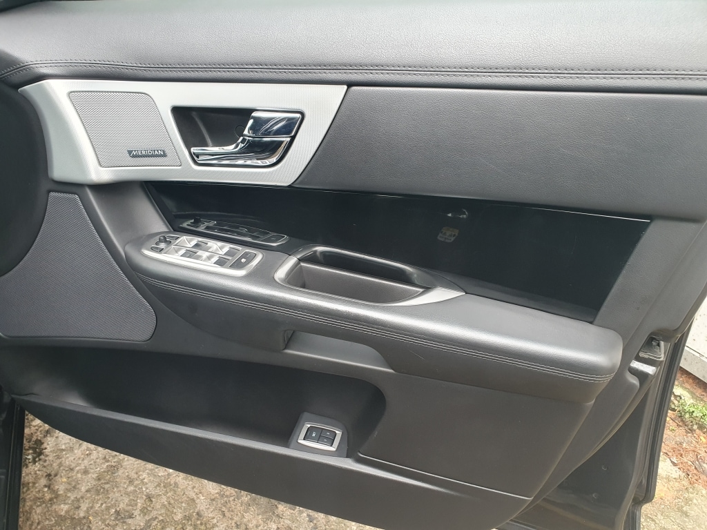 Used Jaguar XF 2013 for sale - 77395371: Photo 32