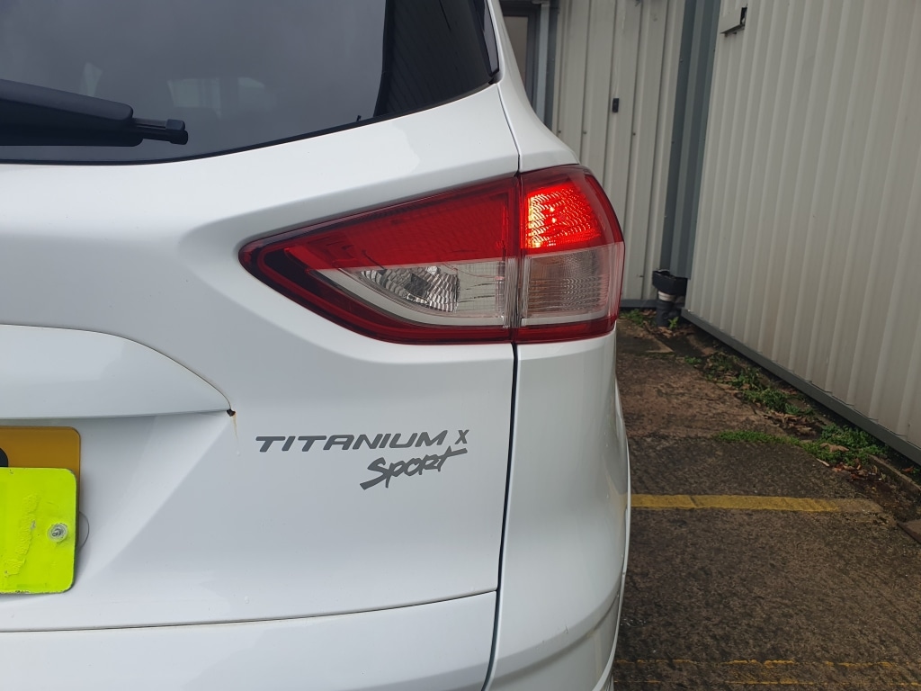 Used Ford Kuga 2016 for sale - 76741519: Photo 16