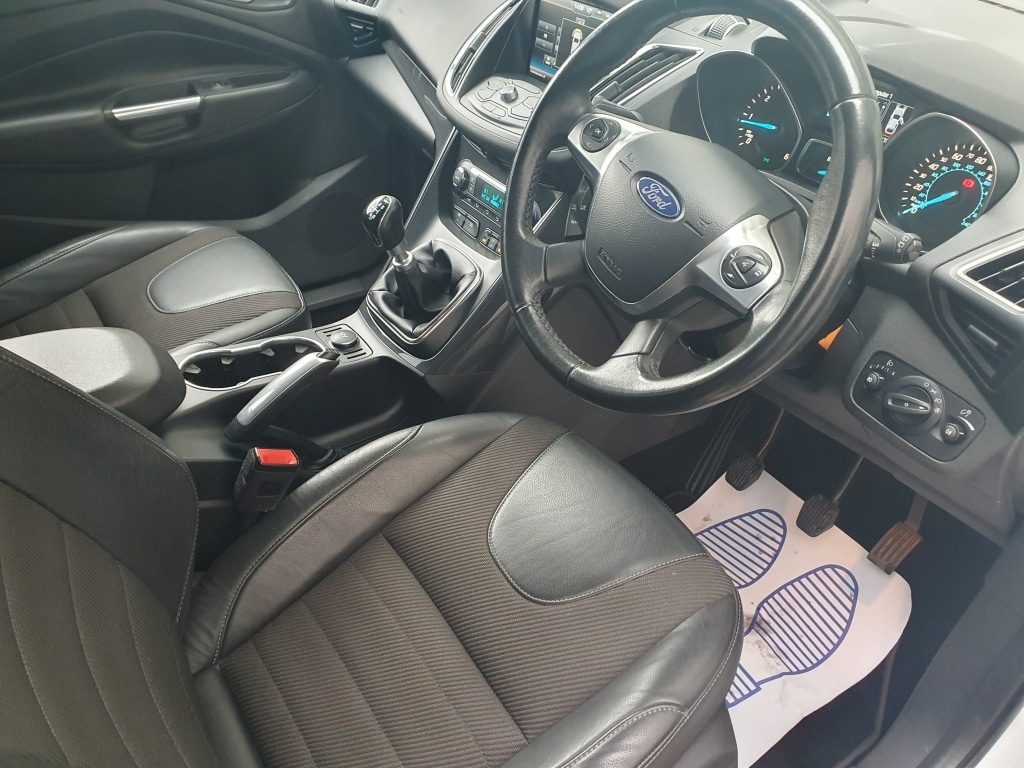 Used Ford Kuga 2016 for sale - 76741519: Photo 17