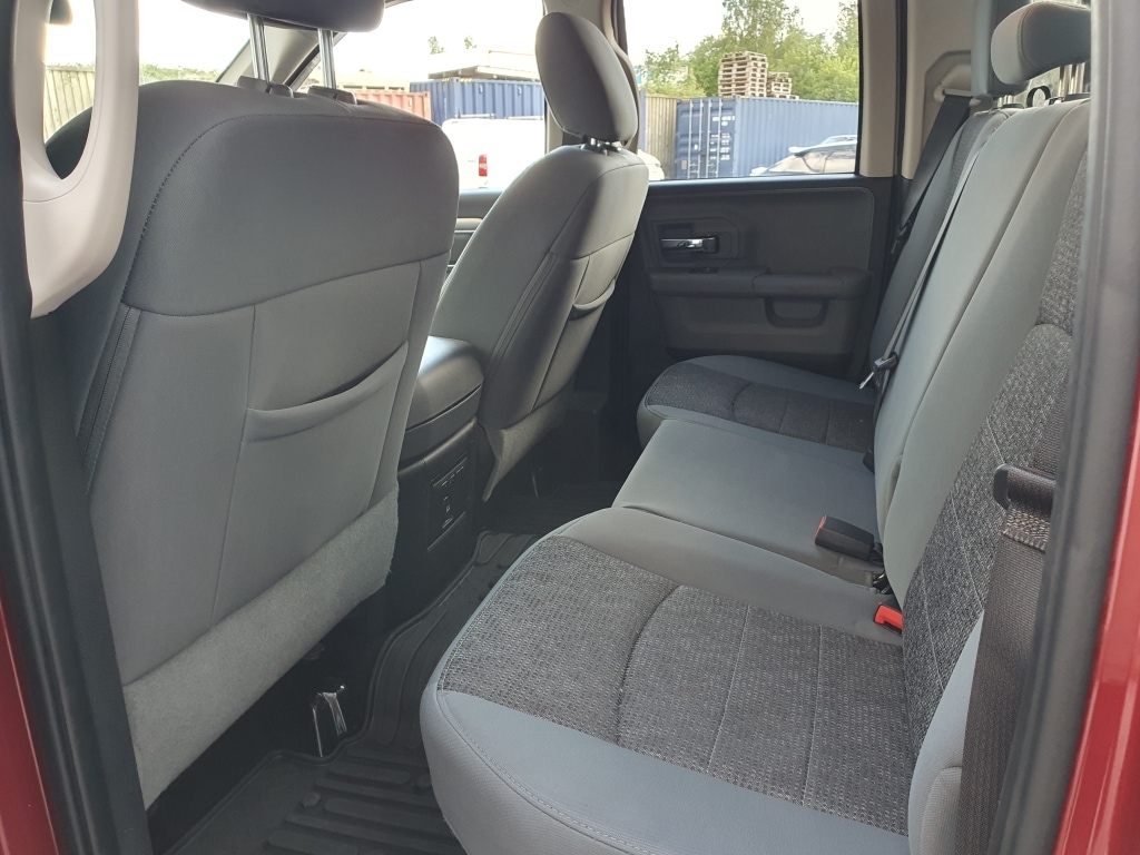 Vehicle 29