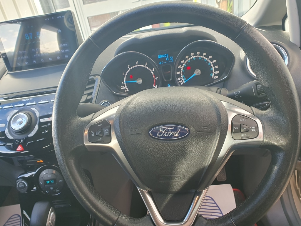 Used Ford Fiesta 2015 for sale - 76779204: Photo 18