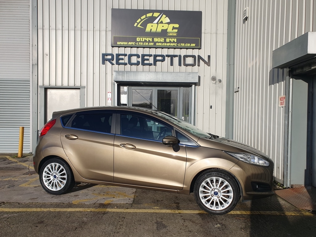 Used Ford Fiesta 2015 for sale - 76779204: Photo 2
