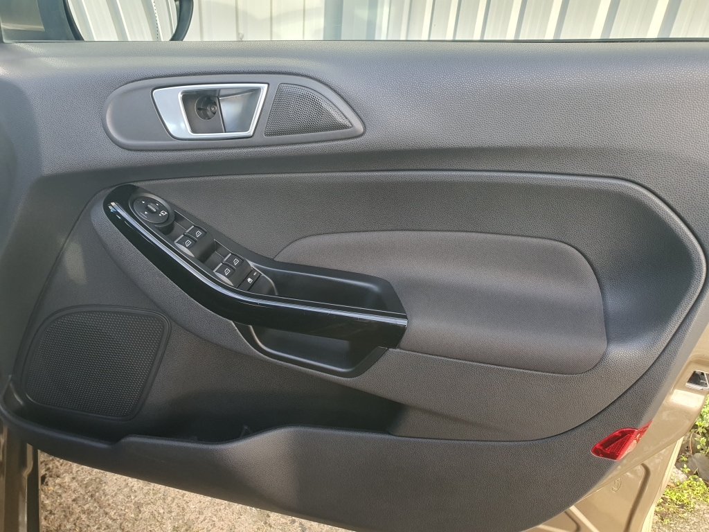 Used Ford Fiesta 2015 for sale - 76779204: Photo 31