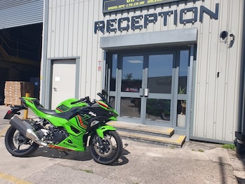 Used Kawasaki Ninja 2024 for sale - bike-79260530: Photo