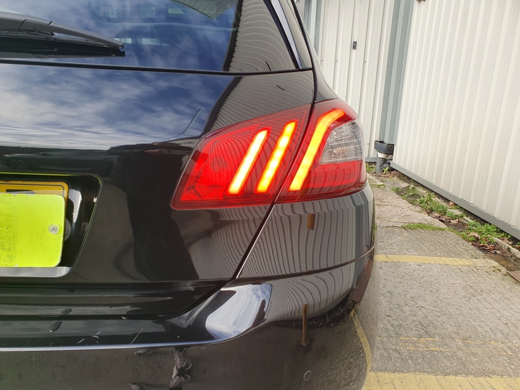 Used Peugeot 308 2018 for sale - 77170305: Photo 16