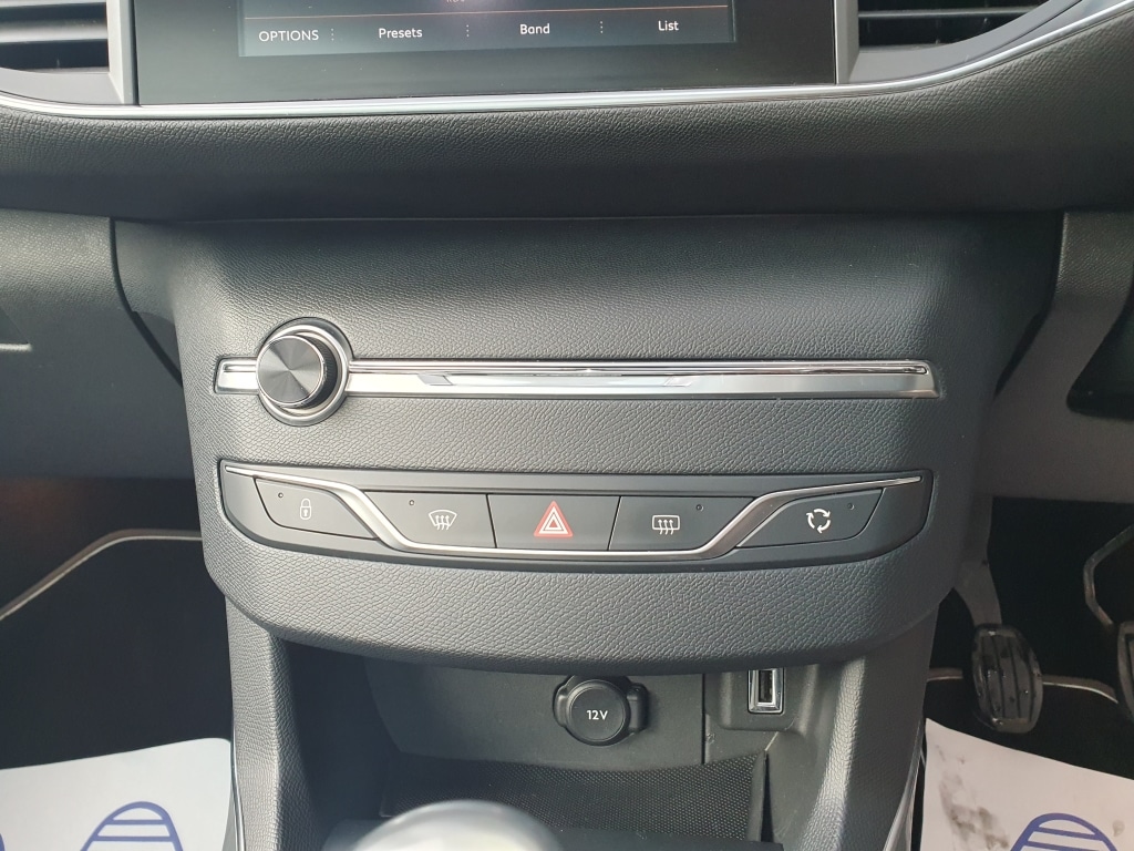 Used Peugeot 308 2018 for sale - 77170305: Photo 24