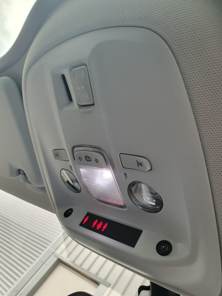 Used Peugeot 308 2018 for sale - 77170305: Photo 26