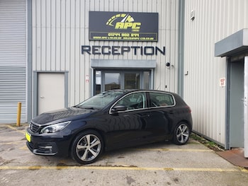 Used Peugeot 308 2018 for sale - 77170305: Photo