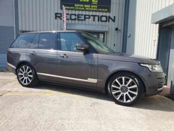2016 (16) - 3.0 TDV6 Vogue SE 4dr Auto