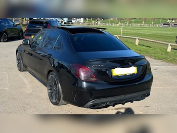 Used Mercedes-Benz C Class 2016 for sale - 77745233: Photo