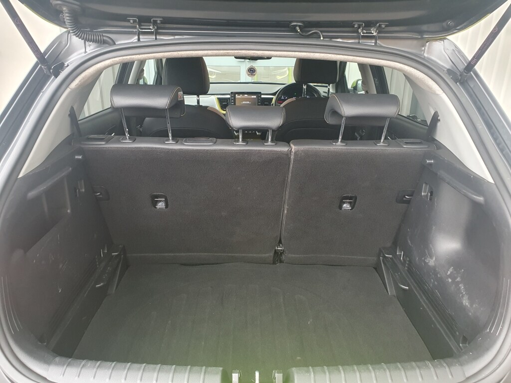 Used Kia Stonic 2018 for sale - 77606257: Photo 29