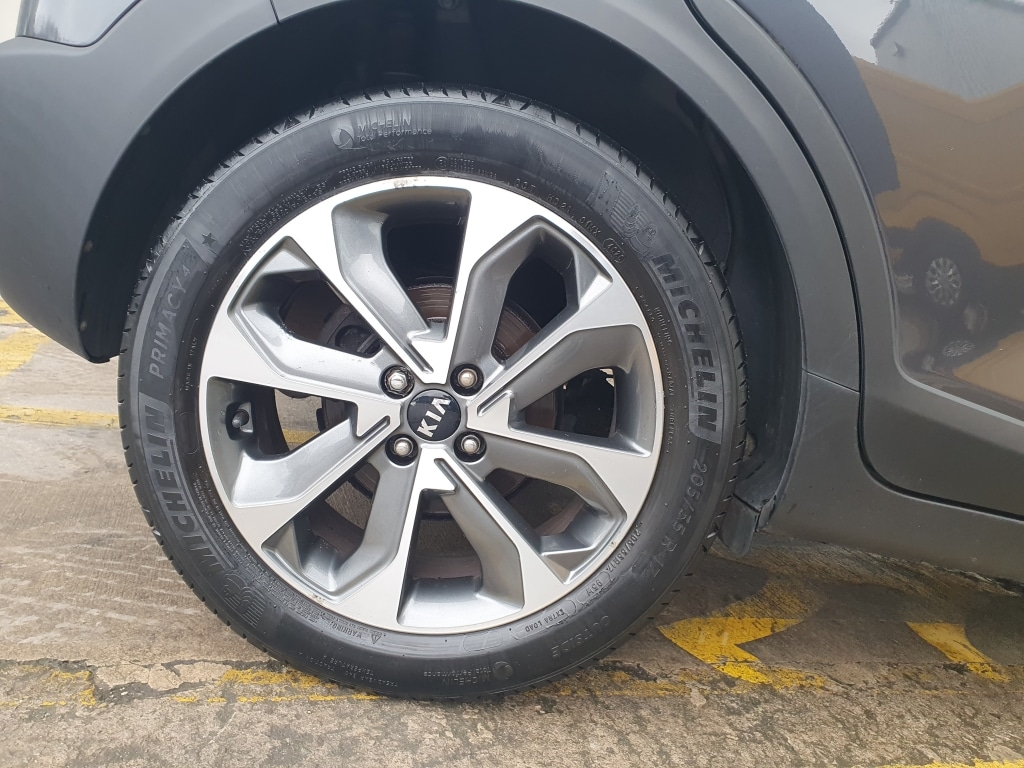 Used Kia Stonic 2018 for sale - 77606257: Photo 38