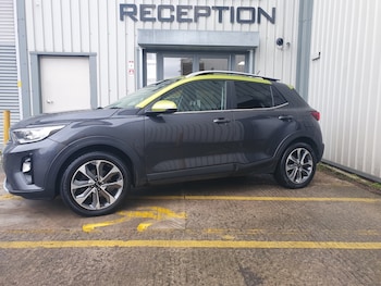 Used Kia Stonic 2018 for sale - 77606257: Photo