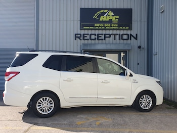 Used Ssangyong Turismo 2018 for sale - 78290168: Photo