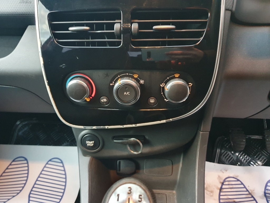 Used Renault Clio 2015 for sale - 76974693: Photo 23