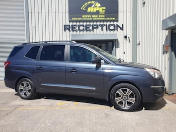 Used Ssangyong Turismo 2014 for sale - 78485759: Photo