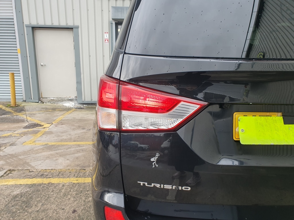 Used Ssangyong Turismo 2013 for sale - 77448990: Photo 15