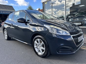 Used Peugeot 208 2016 for sale - 79872710: Photo