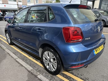 Used Volkswagen Polo 2015 for sale - 79872574: Photo