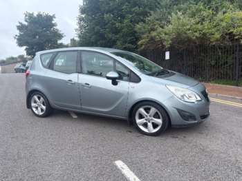 2010 (10) - 1.4T 16V Exclusiv 5dr
