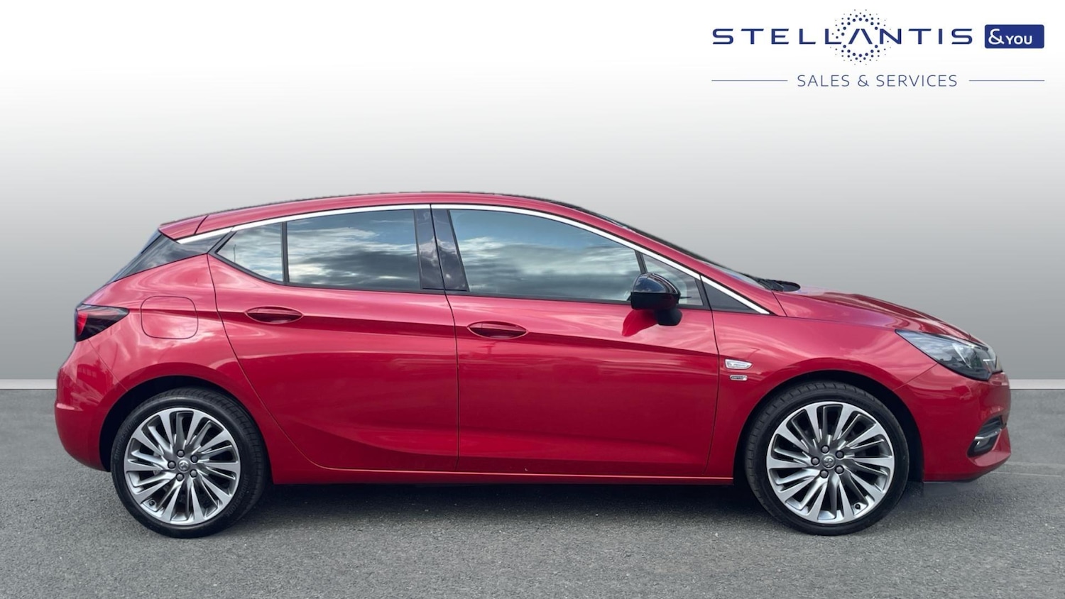 Used Vauxhall Astra 2021 for sale - 78206013: Photo 2