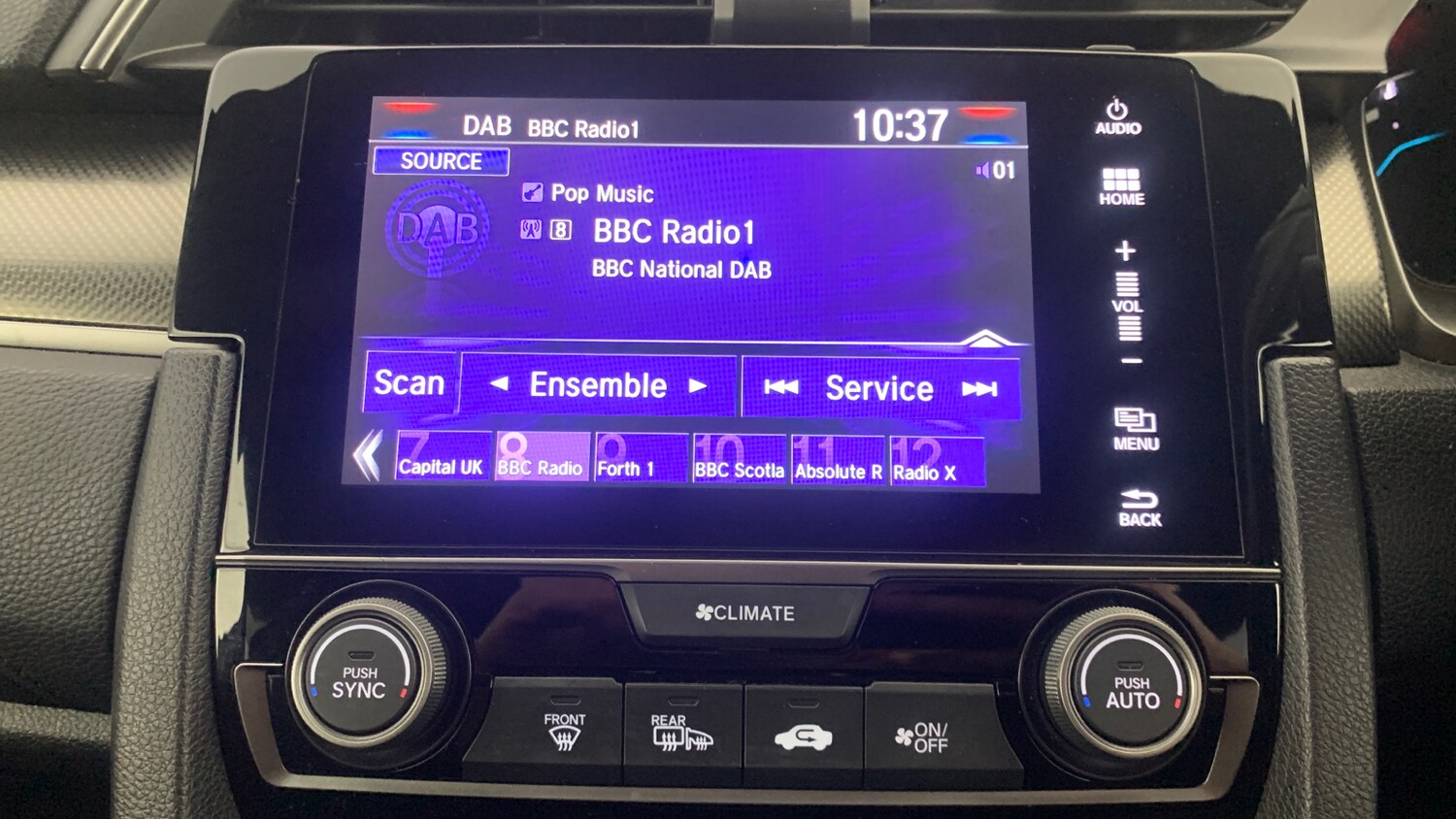 Used Honda Civic 2018 for sale - 75721494: Photo 11