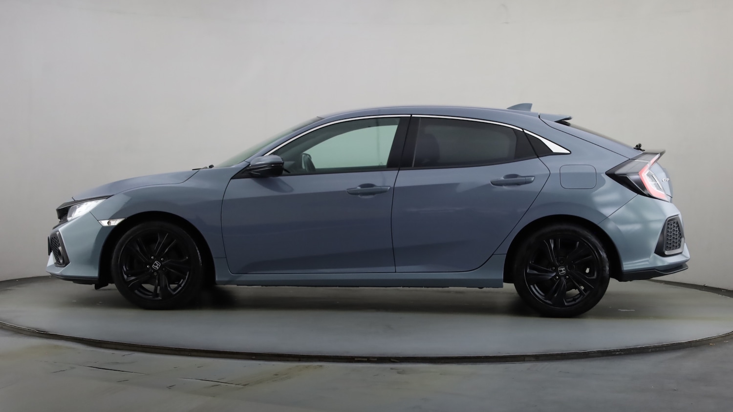 Used Honda Civic 2018 for sale - 75721494: Photo 14