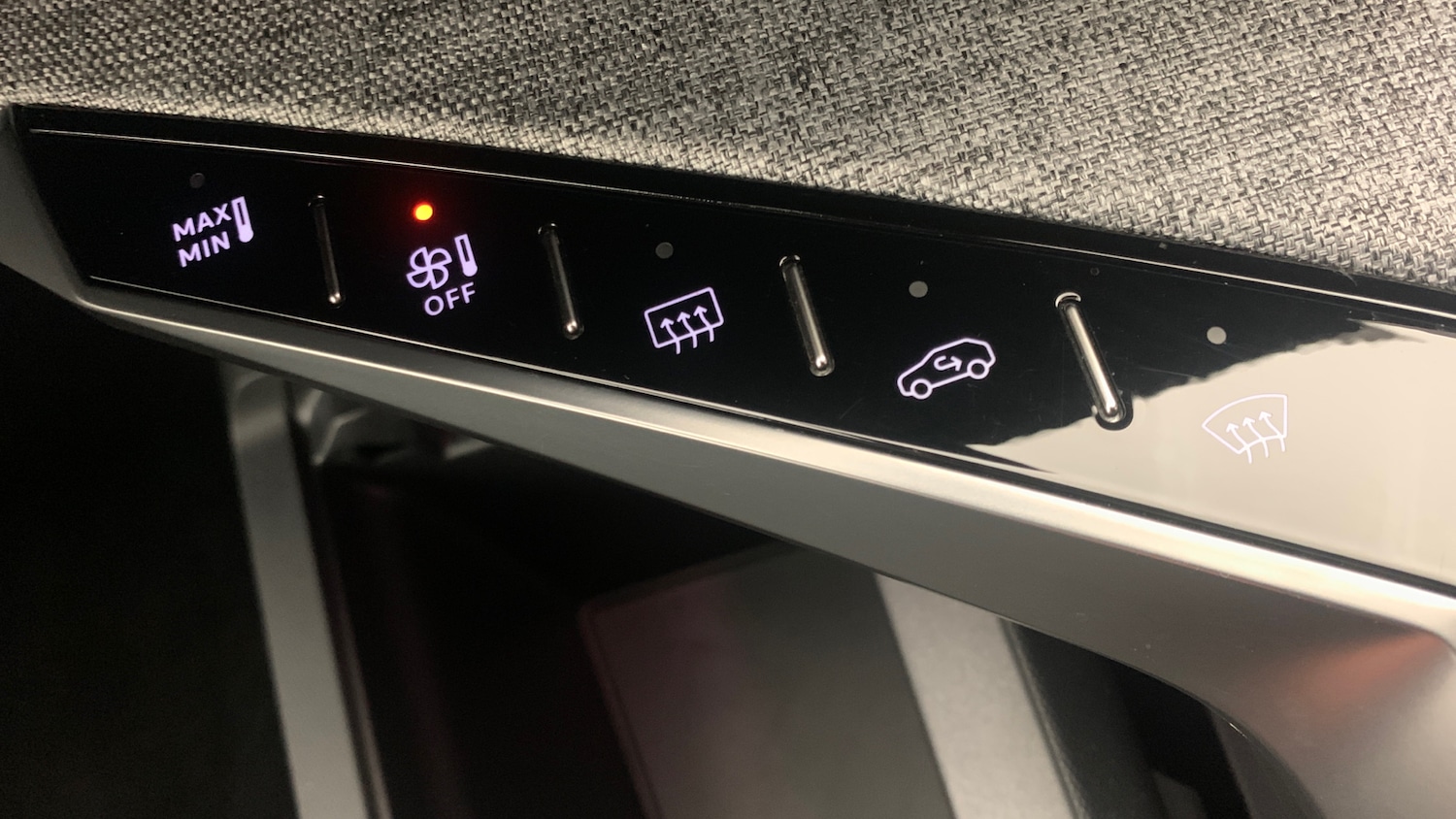 Used Peugeot 5008 2024 for sale - 77613560: Photo 32