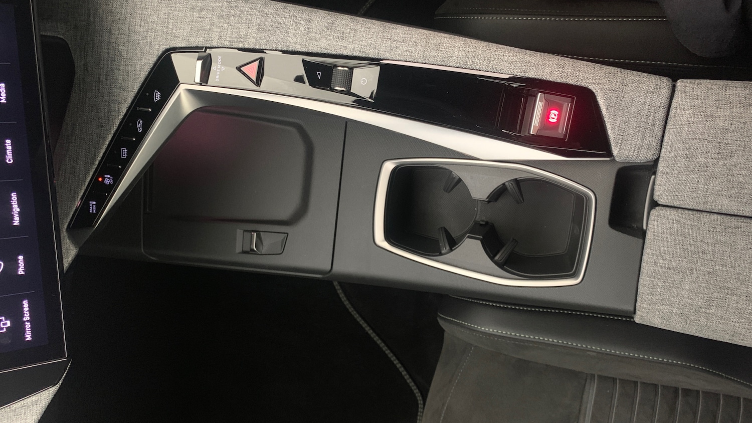 Used Peugeot 5008 2024 for sale - 77613560: Photo 34