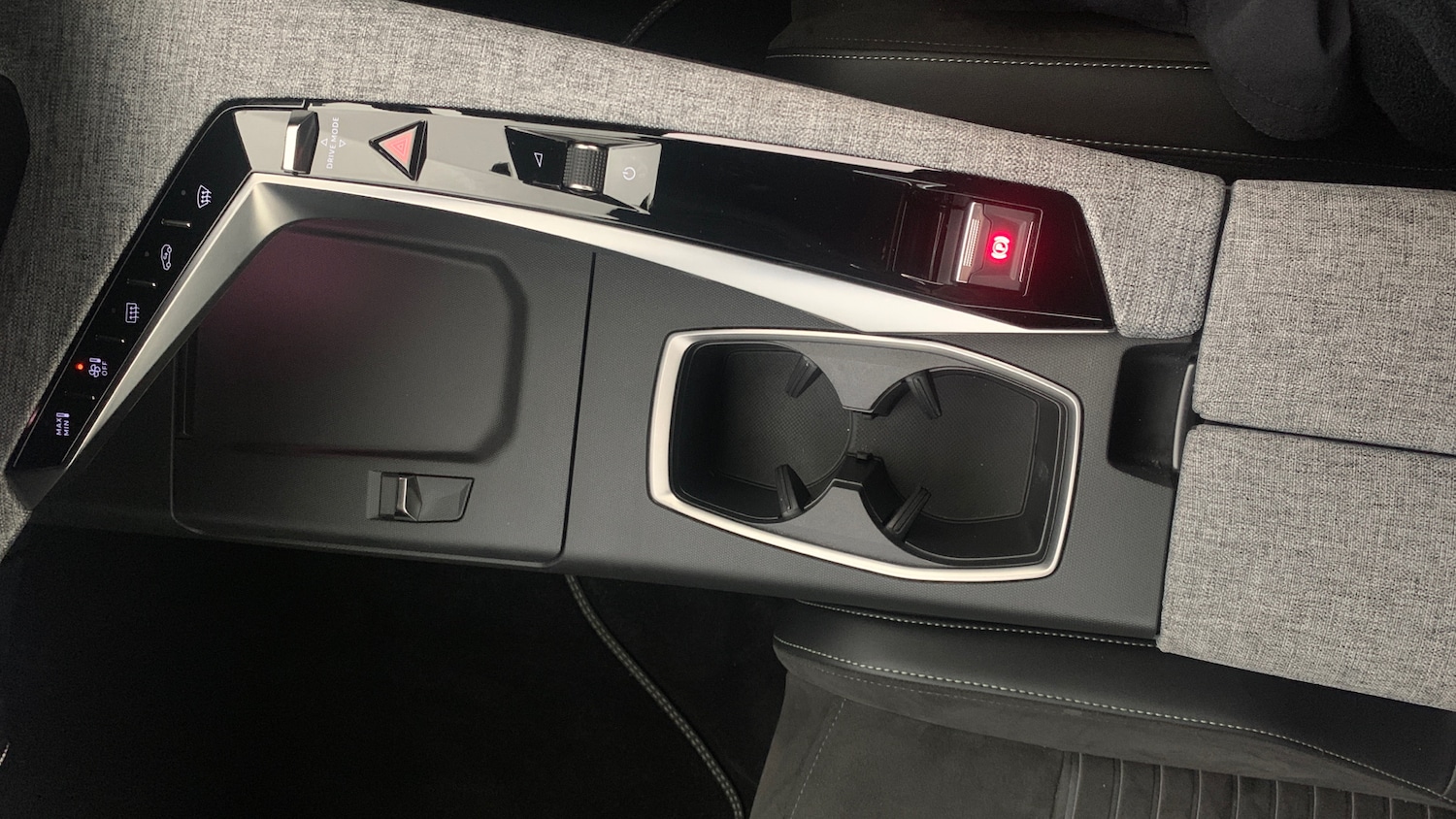 Used Peugeot 5008 2024 for sale - 77613560: Photo 35