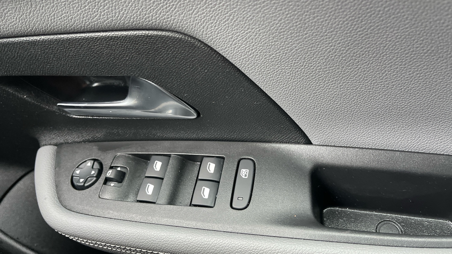 Used Vauxhall Mokka 2022 for sale - 77218067: Photo 23