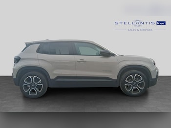 Used Jeep Avenger 2024 for sale - 78912003: Photo