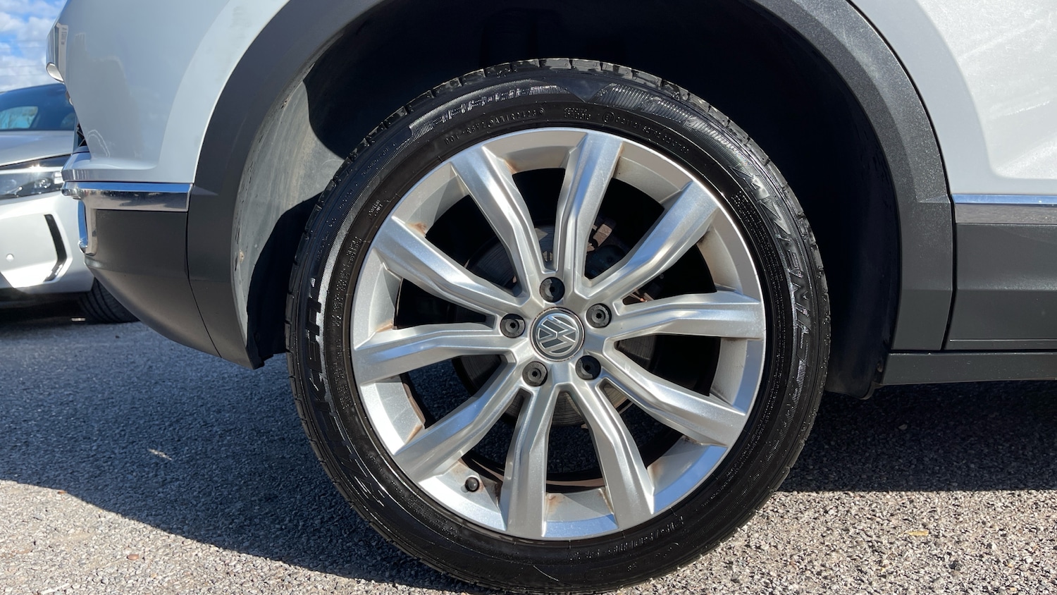 Used Volkswagen T-Roc 2018 for sale - 76887945: Photo 16