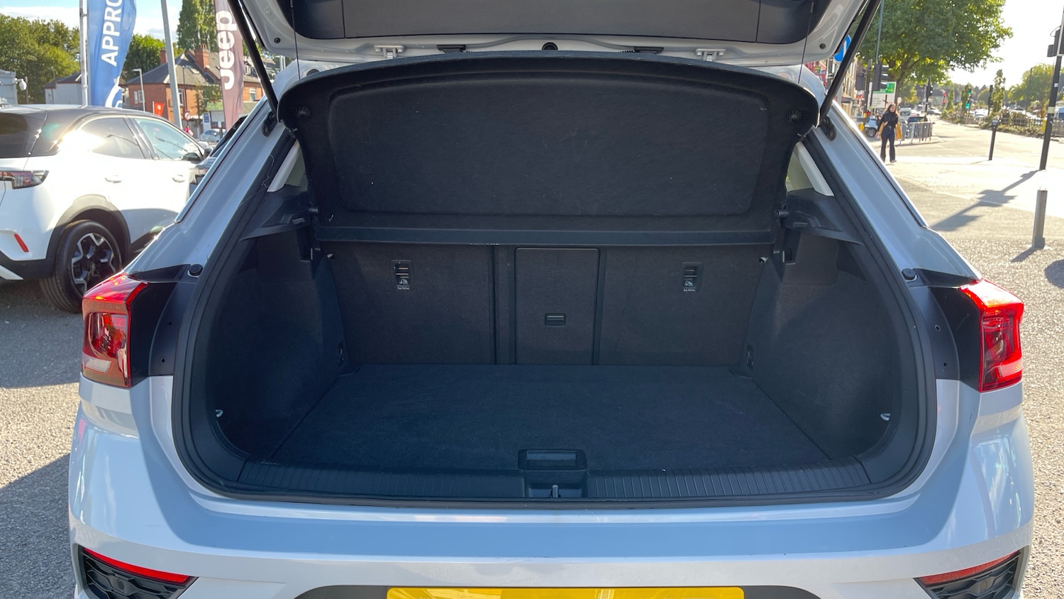 Used Volkswagen T-Roc 2018 for sale - 76887945: Photo 19