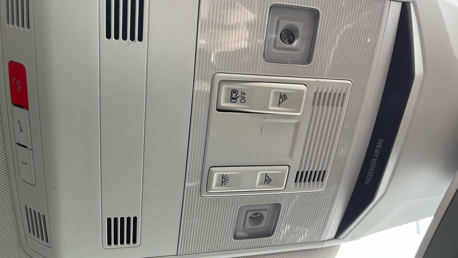 Used Volkswagen T-Roc 2018 for sale - 76887945: Photo 35