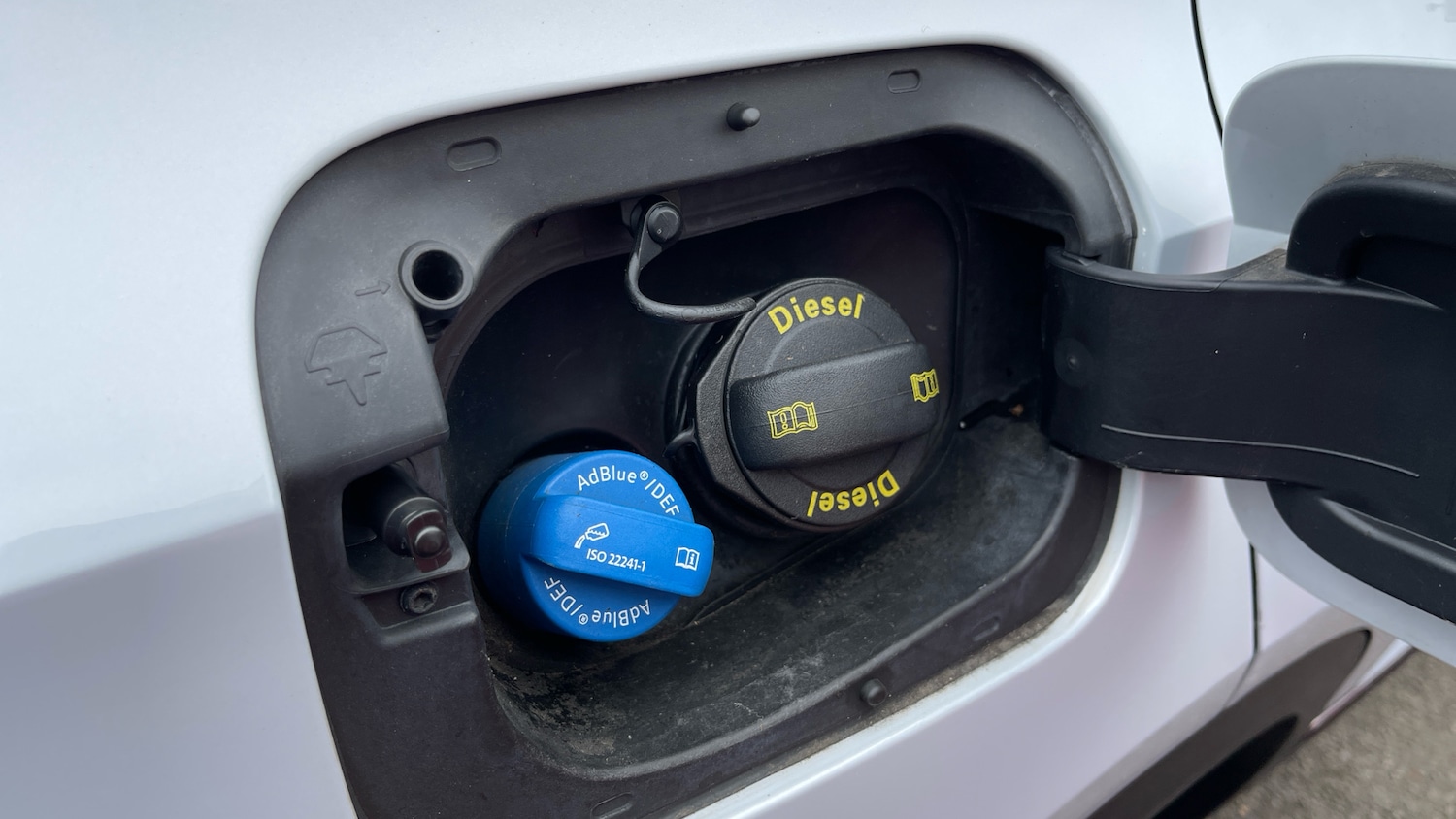 Used Volkswagen T-Roc 2018 for sale - 76887945: Photo 38