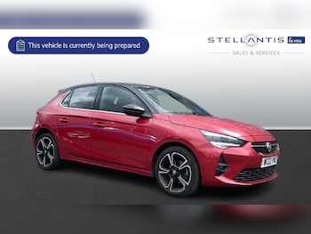 2022 - 1.2 Turbo Ultimate Hatchback 5dr Petrol Auto Euro 6 (s/s) (130 ps)