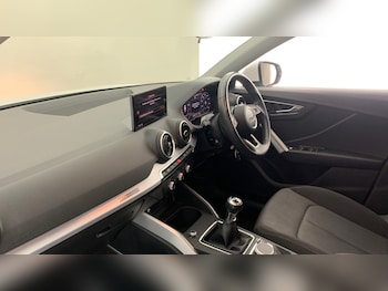 Used Audi Q2 2018 for sale - 77218062: Photo