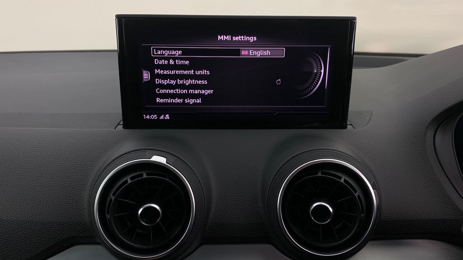 Used Audi Q2 2018 for sale - 77218062: Photo 32