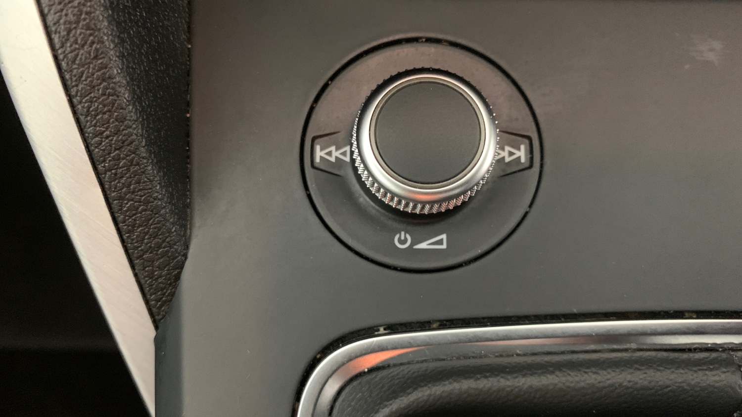 Used Audi Q2 2018 for sale - 77218062: Photo 34